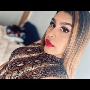 Meet your Posher, Odalys